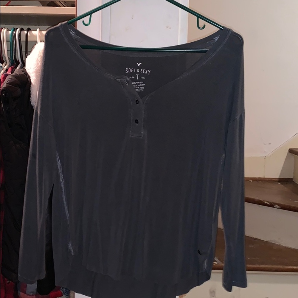 long sleeve t-shirt